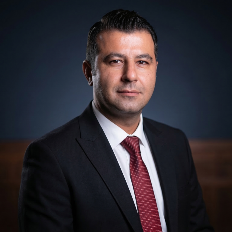 ایمان اطبائی, مشاور املاک — Jalili Real Estate
