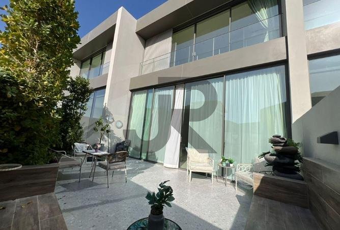 Nad Al Sheba Gardens 1 — 3 Bed for Rent