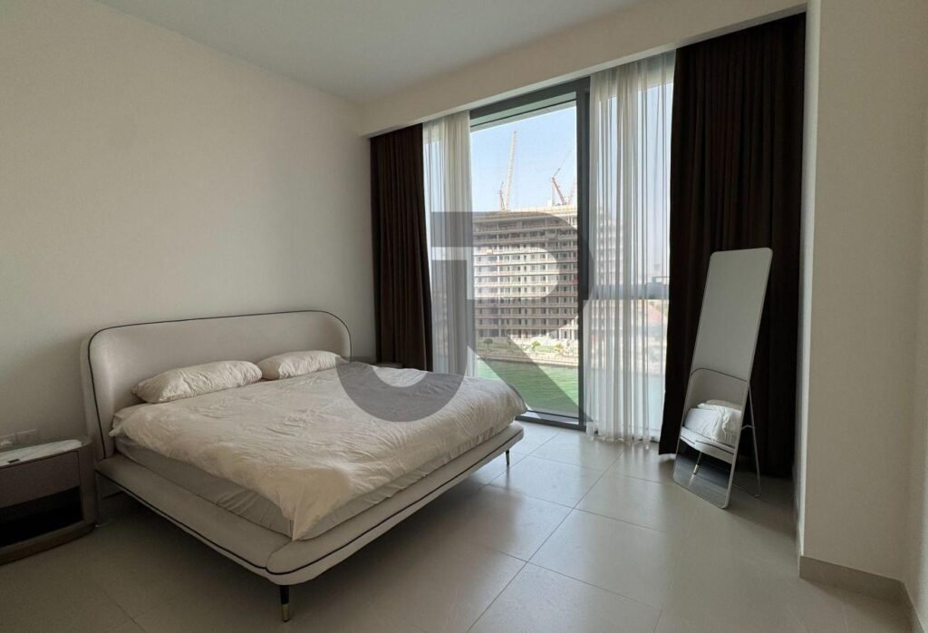 Canal Front Residence 5 — 2 Bed for Rent