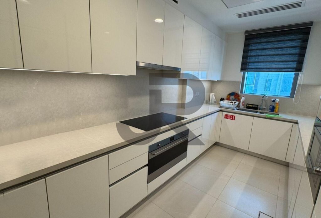 Canal Front Residence 5 — 2 Bed for Rent