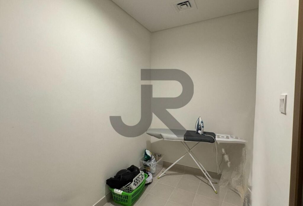 Canal Front Residence 5 — 2 Bed for Rent