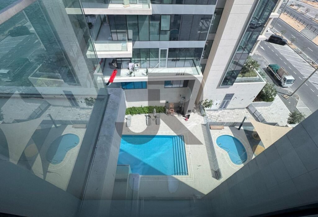 Canal Front Residence 5 — 2 Bed for Rent
