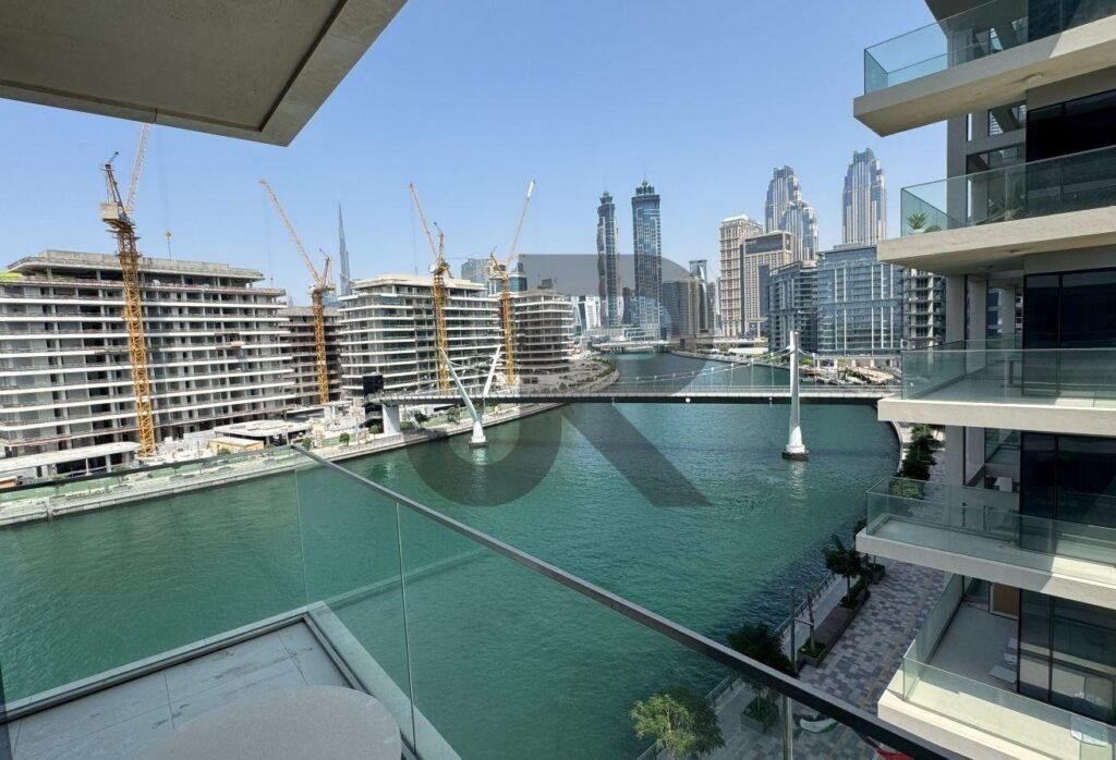 Canal Front Residence 5 — 2 Bed for Rent