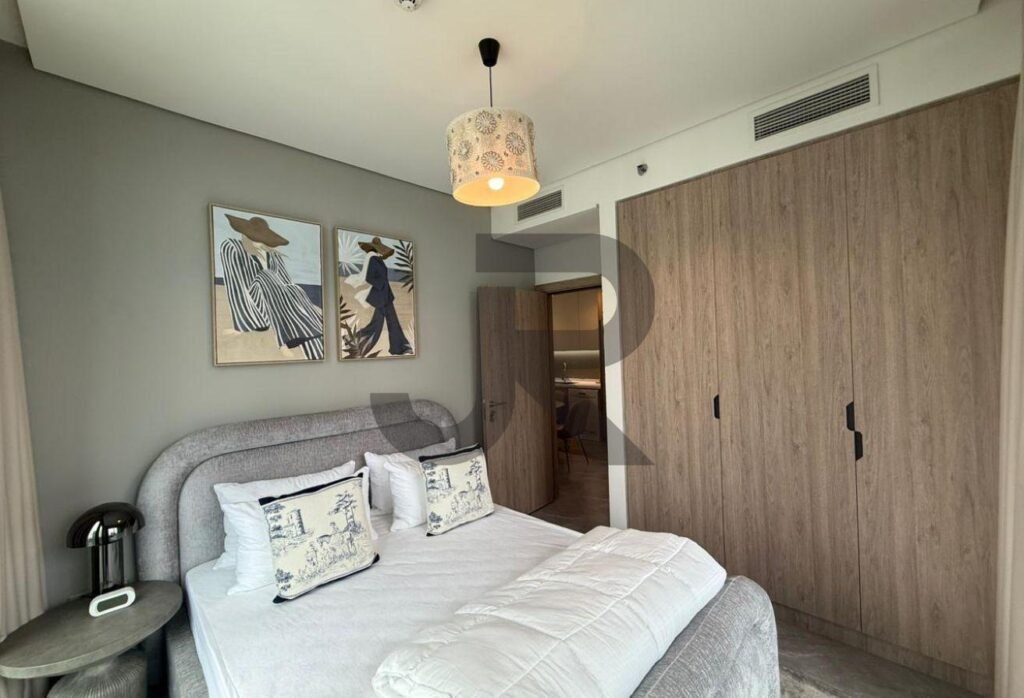 Peninsula One — 2 Bed for Rent (AED 180,000)