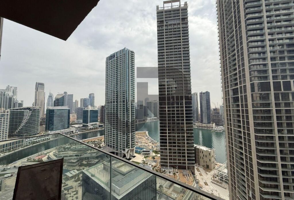 Peninsula One — 2 Bed for Rent (AED 180,000)