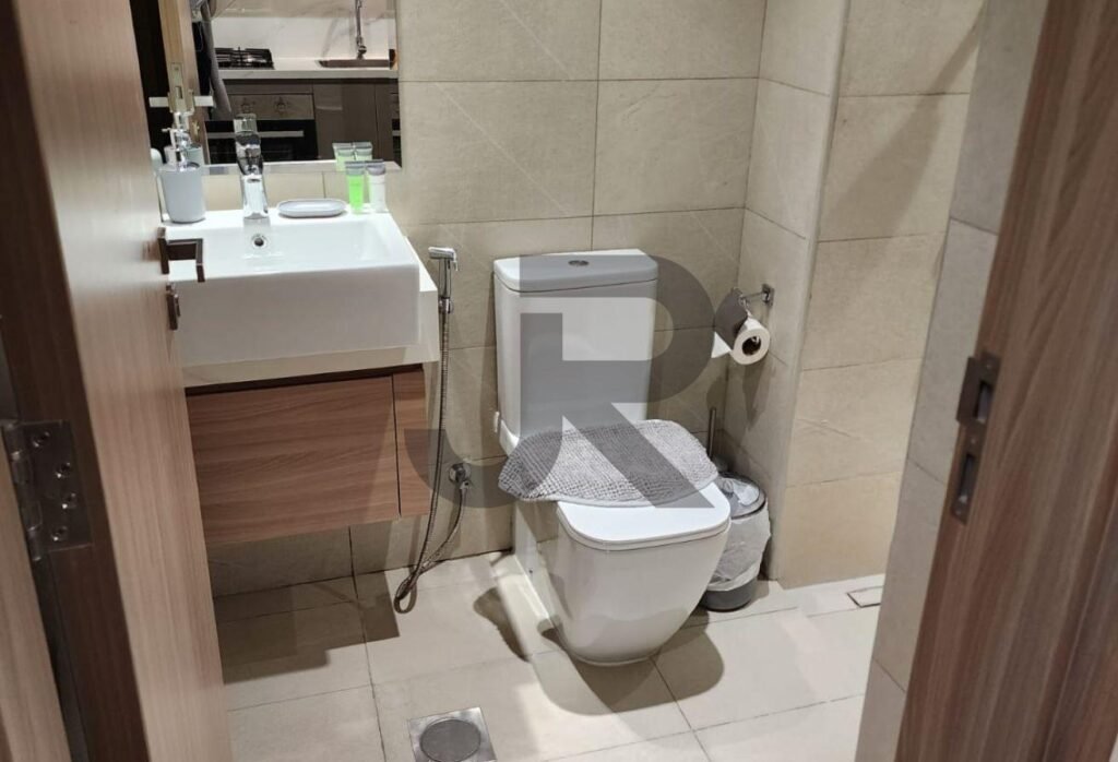 Azizi Riviera 46 — استودیو برای اجاره