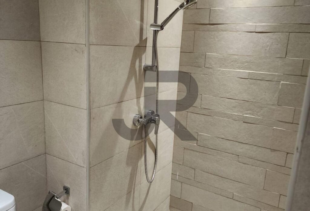 Azizi Riviera 46 — استودیو برای اجاره