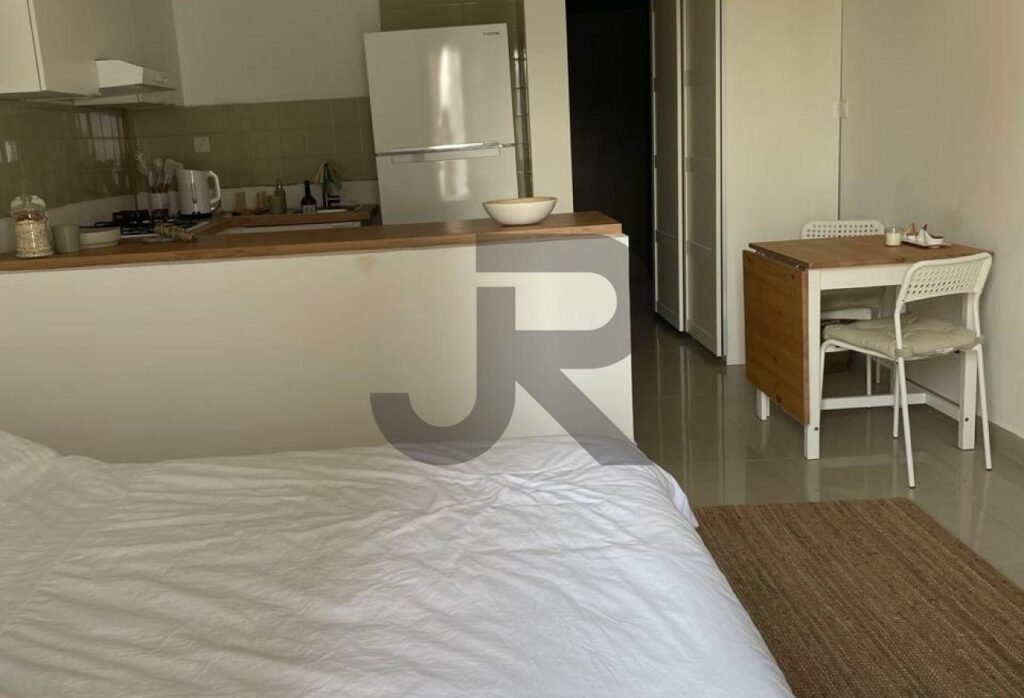 Red Residency — استودیو برای اجاره