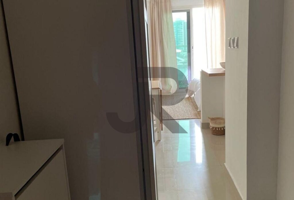 Red Residency — استودیو برای اجاره
