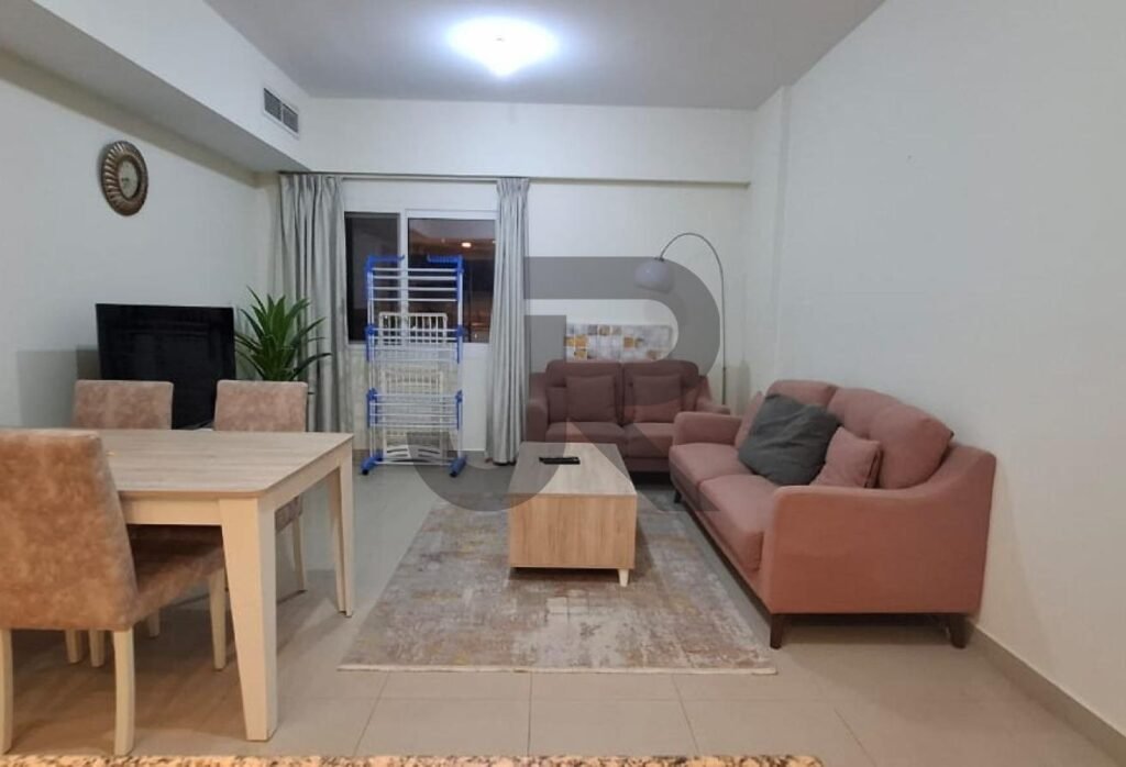 Red Residency — ۲ خواب برای اجاره
