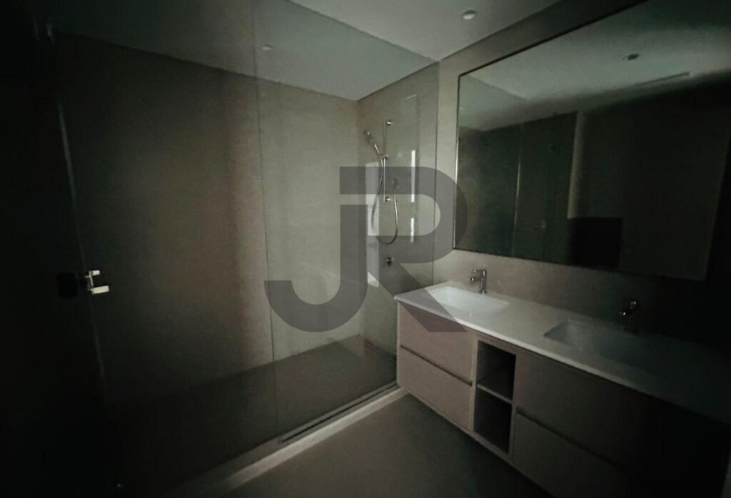 Grande — 2 Bed for Rent