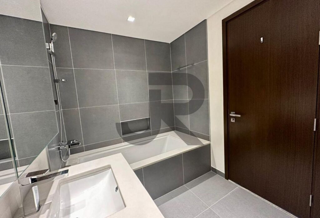 Creek Edge Tower 1 — 3 Bed for Rent