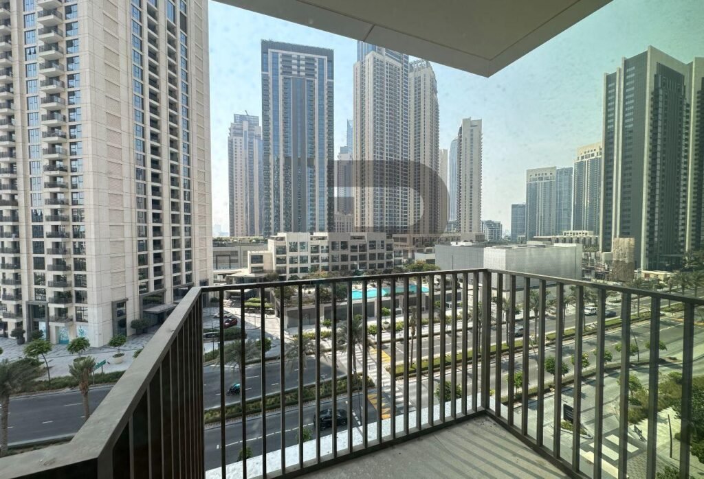 Creek Palace — 1 Bed for Rent · 642 sqft