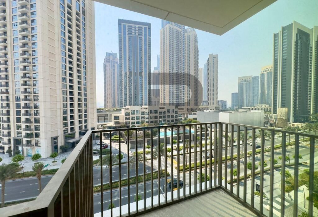 Creek Palace — 1 Bed for Rent · 642 sqft