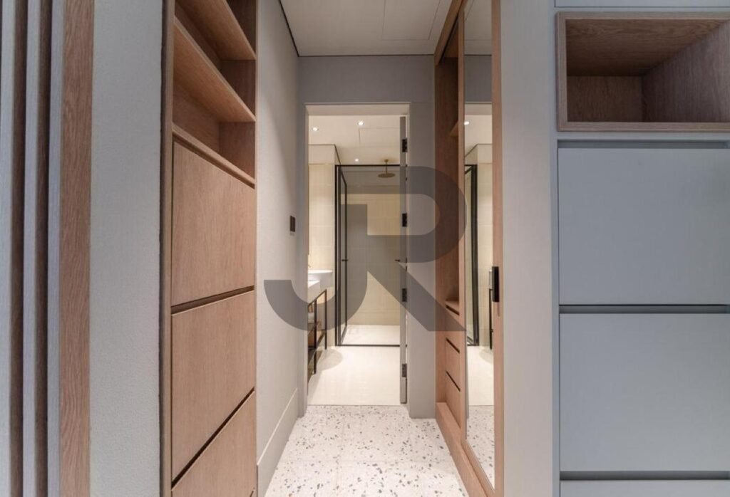 UPSIDE Living — Studio for Rent