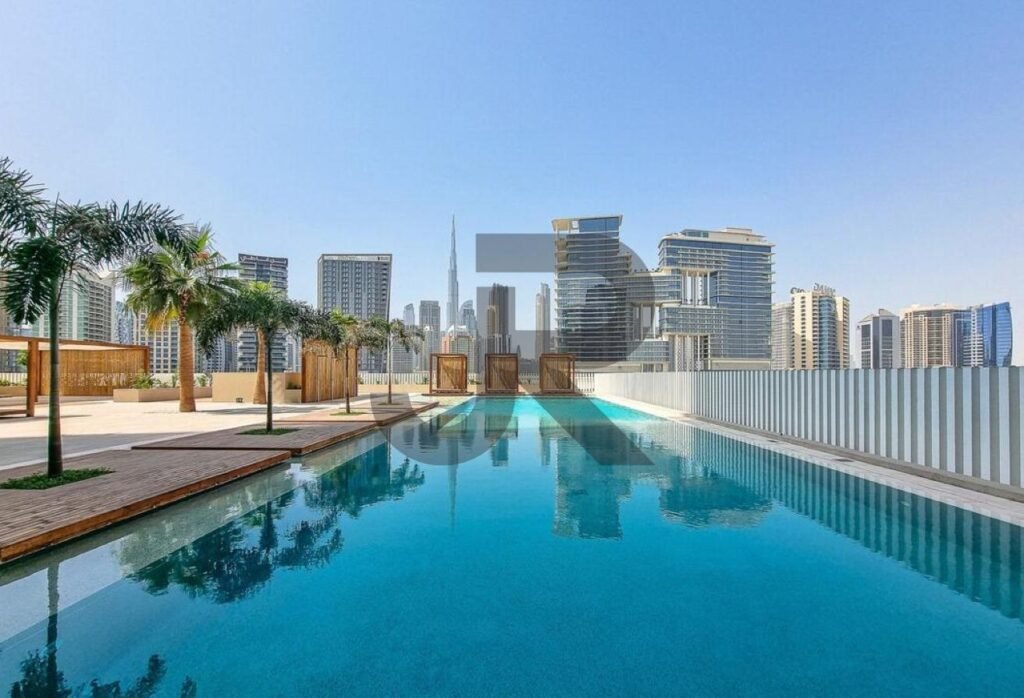 UPSIDE Living — Studio for Rent