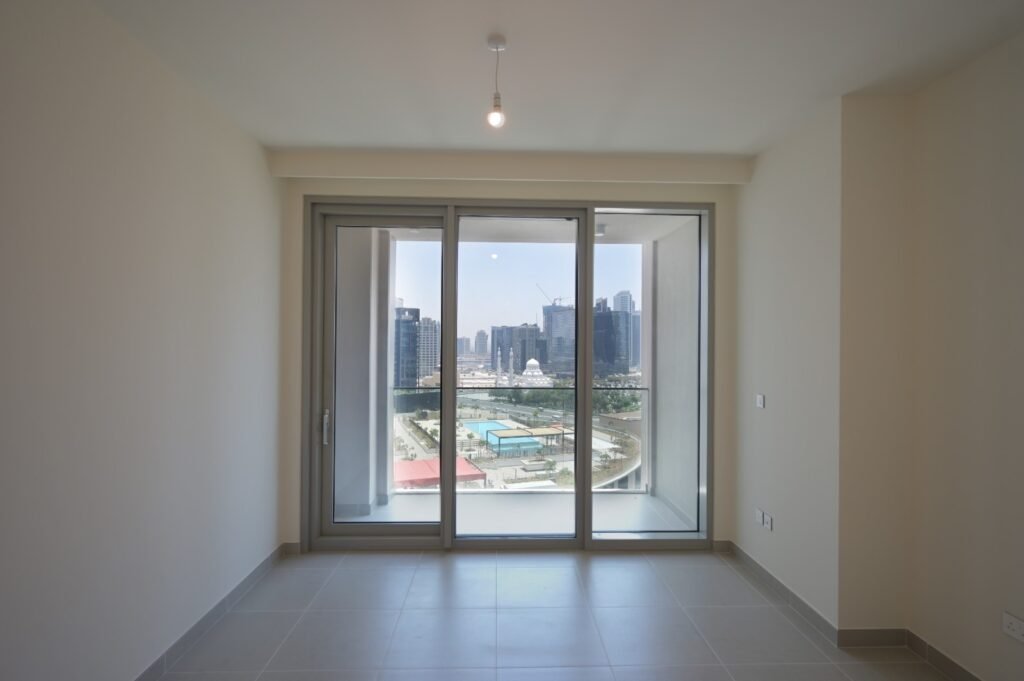 Forte Tower 2 — ۱ خواب — balcony and city view