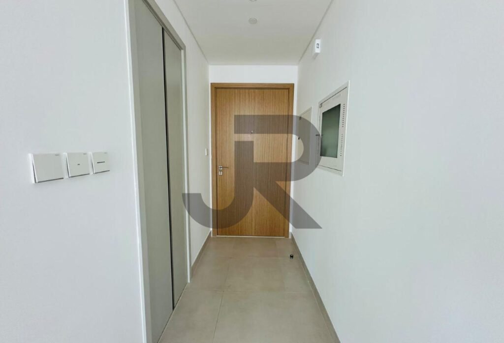 Creek Crescent — 1 Bed for Rent · 684 sqft — photo 07