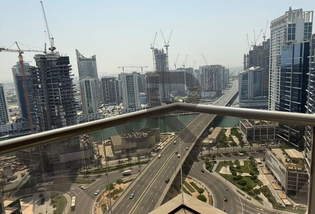 Elite Downtown Residence 1 — 2 Bed for Rent — photo 17