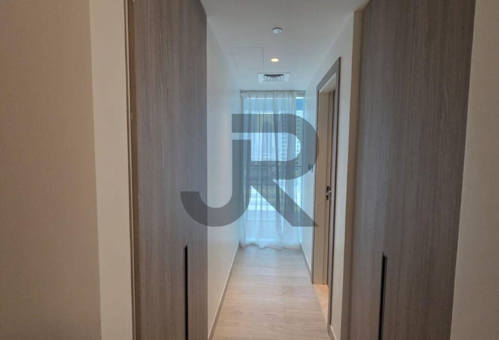 Me Do Re Tower — 1 Bed for Rent · 962 sqft — photo 06