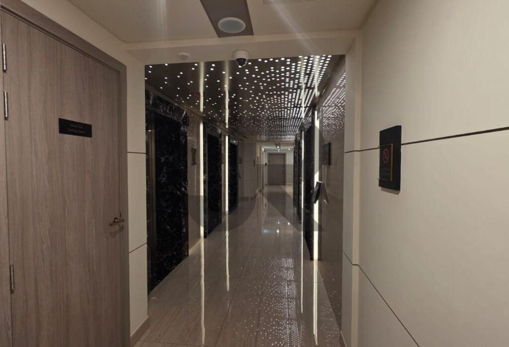Me Do Re Tower — 1 Bed for Rent · 962 sqft — photo 18
