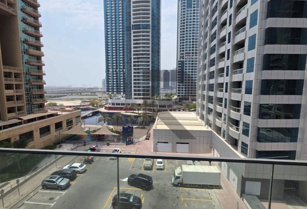 Me Do Re Tower — 1 Bed for Rent · 962 sqft — photo 20