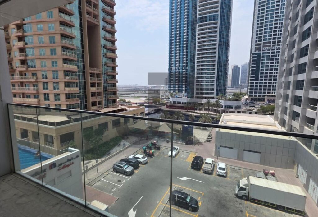 Me Do Re Tower — 1 Bed for Rent · 962 sqft — photo 21