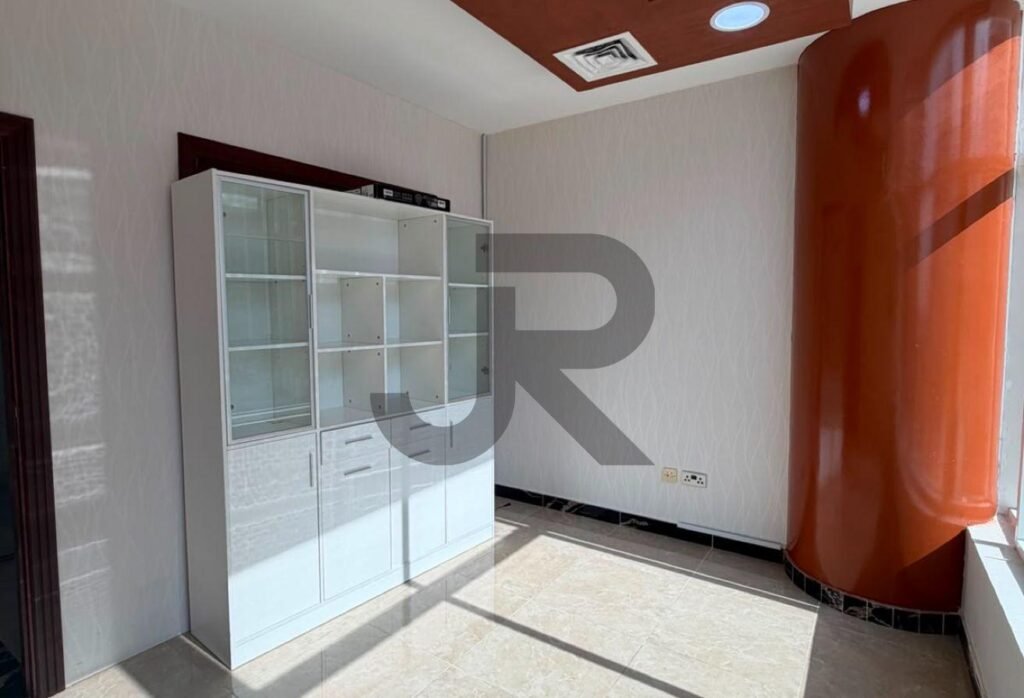 Clover Bay Tower — Office برای اجاره — photo 06
