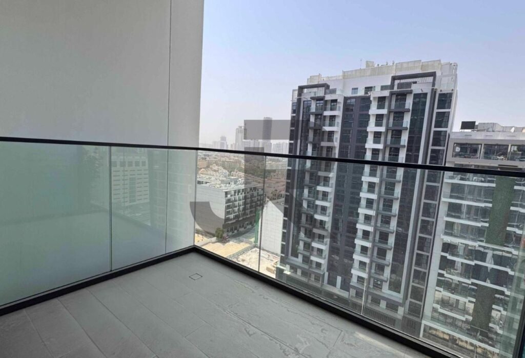 Binghatti Azure — استودیو برای اجاره — photo 10