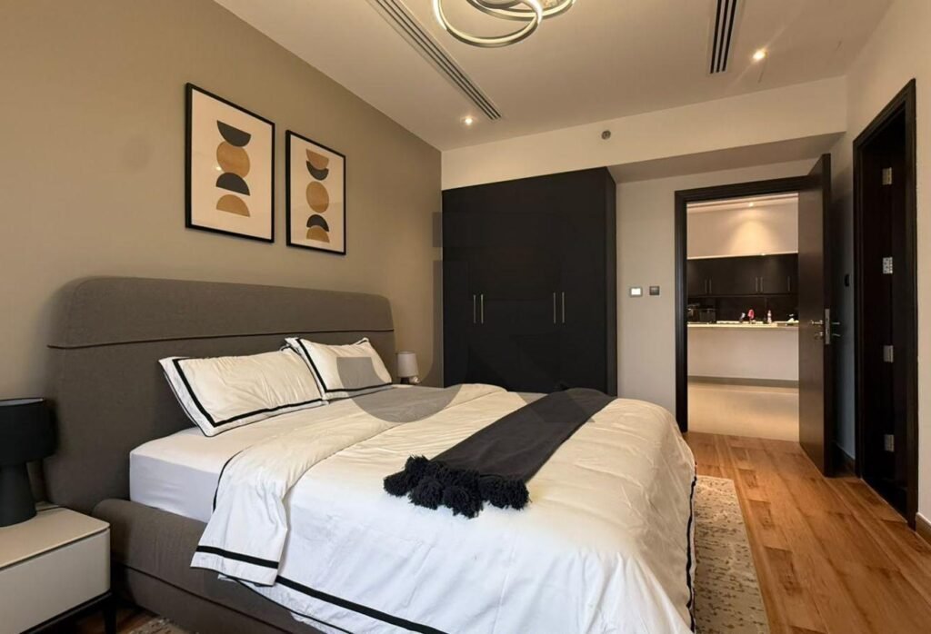 Elite Downtown Residence 1 — photo 11
